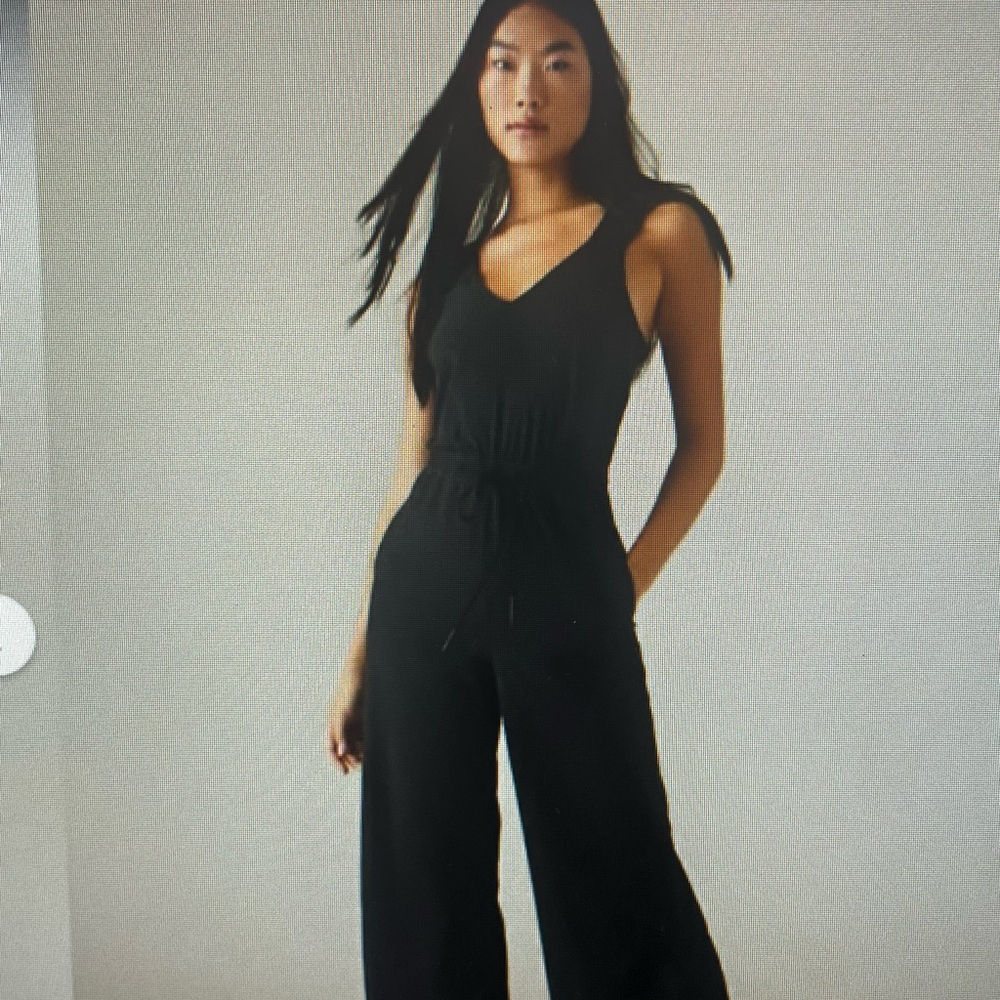 Athleta Black Sleeveless Savannah Jumpsuit-